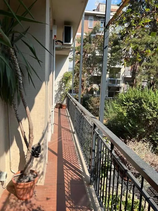 アパート Nice And Cosy Flat In Central Area ミラノ イタリア